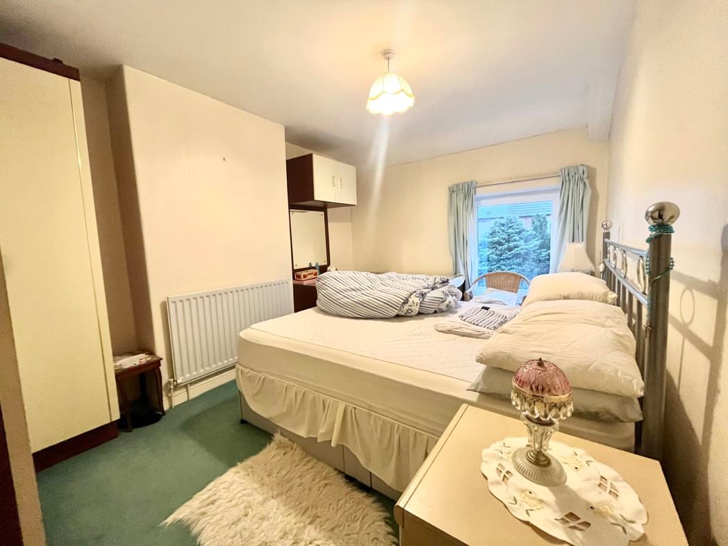 Property image 10 of 12