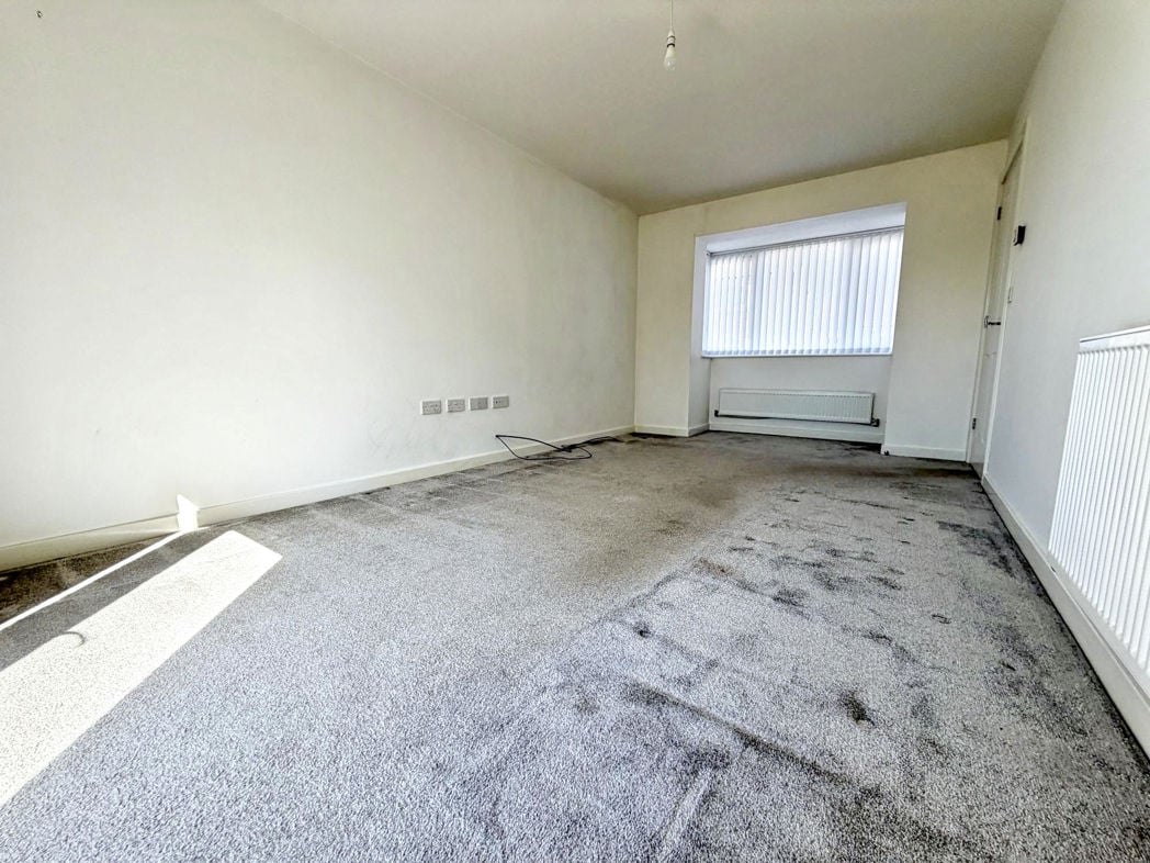 Property image 4 of 18