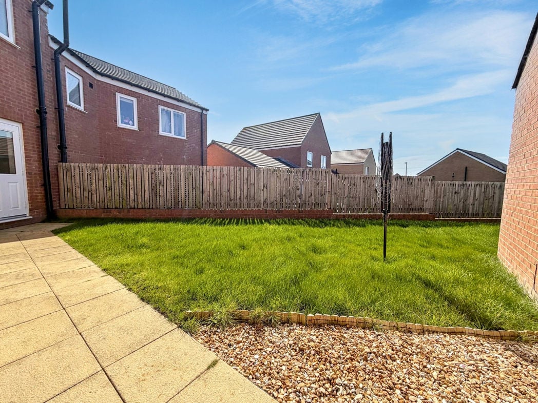 Property image 18 of 18