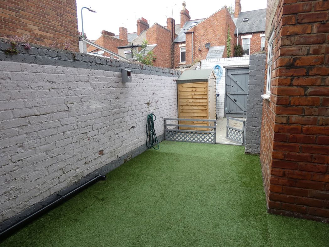 Property image 11 of 13