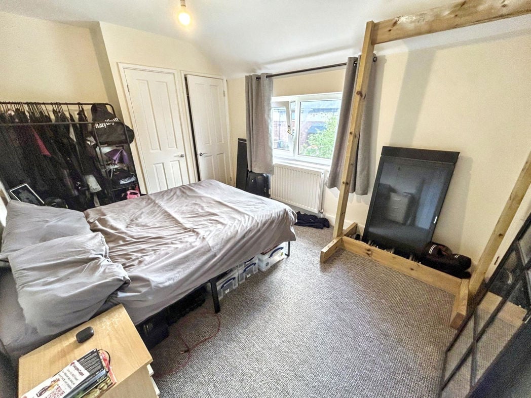 Property image 6 of 11