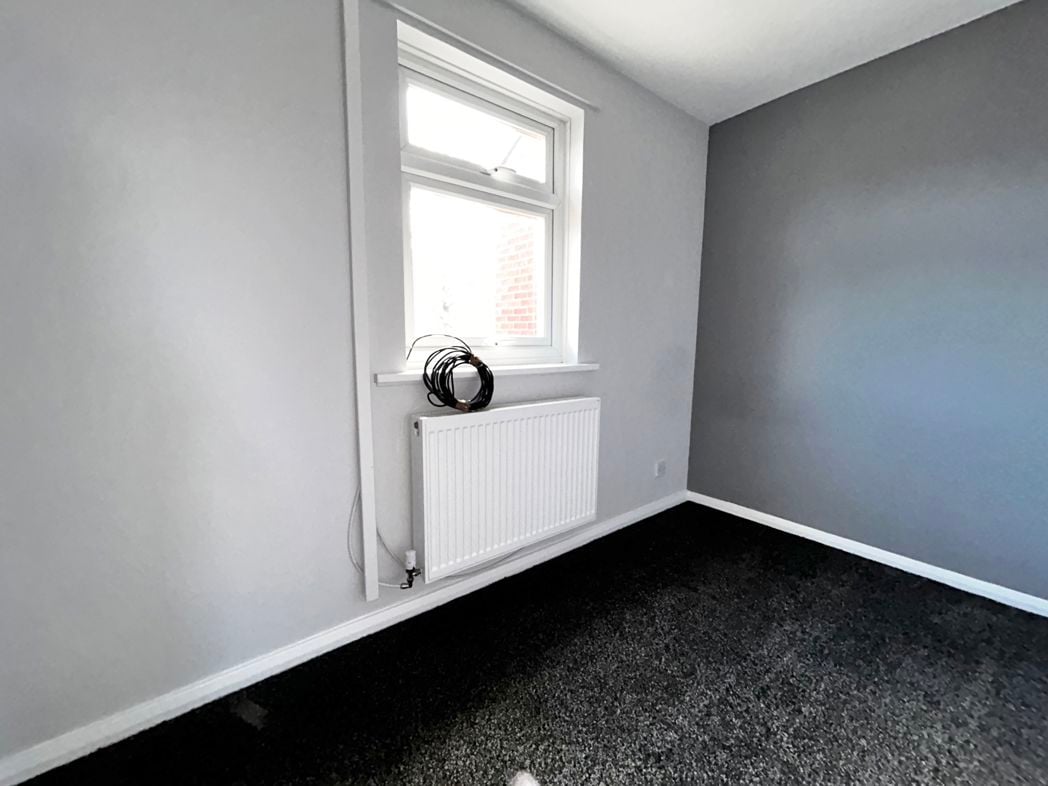 Property image 11 of 14