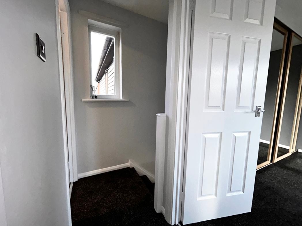 Property image 7 of 14