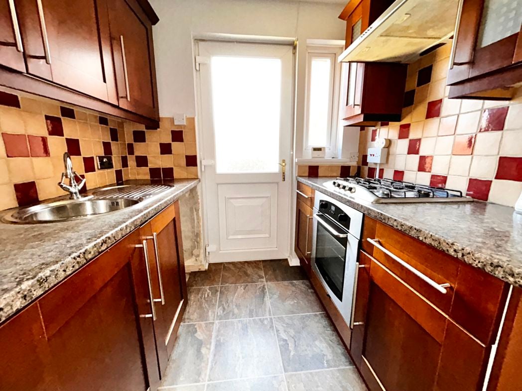 Property image 2 of 14