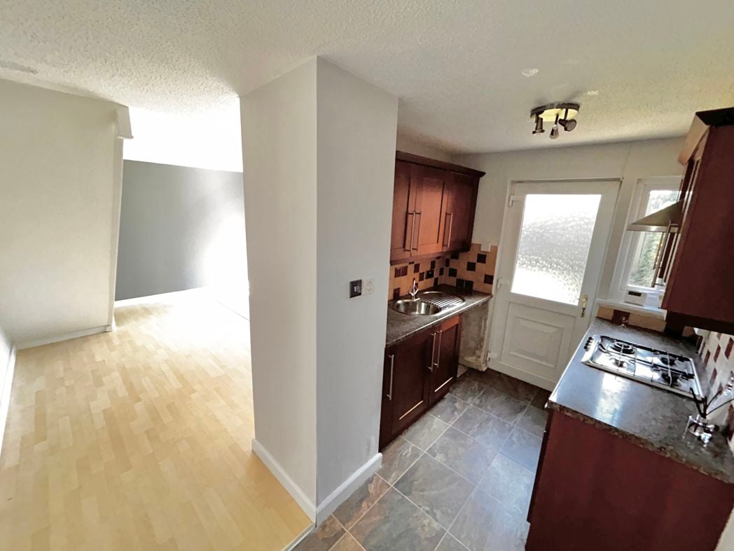 Property image 6 of 14