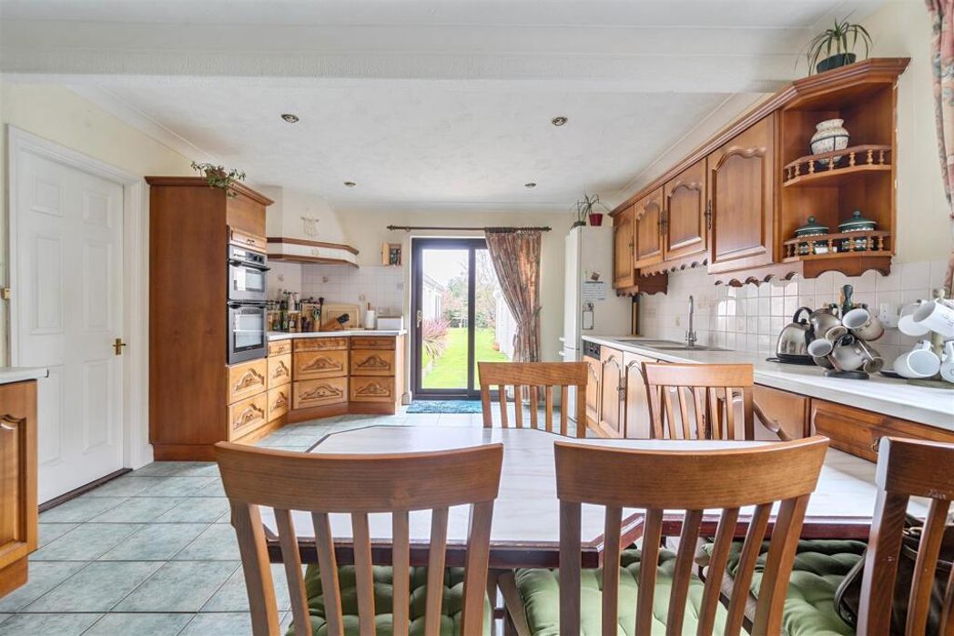 Property image 4 of 20
