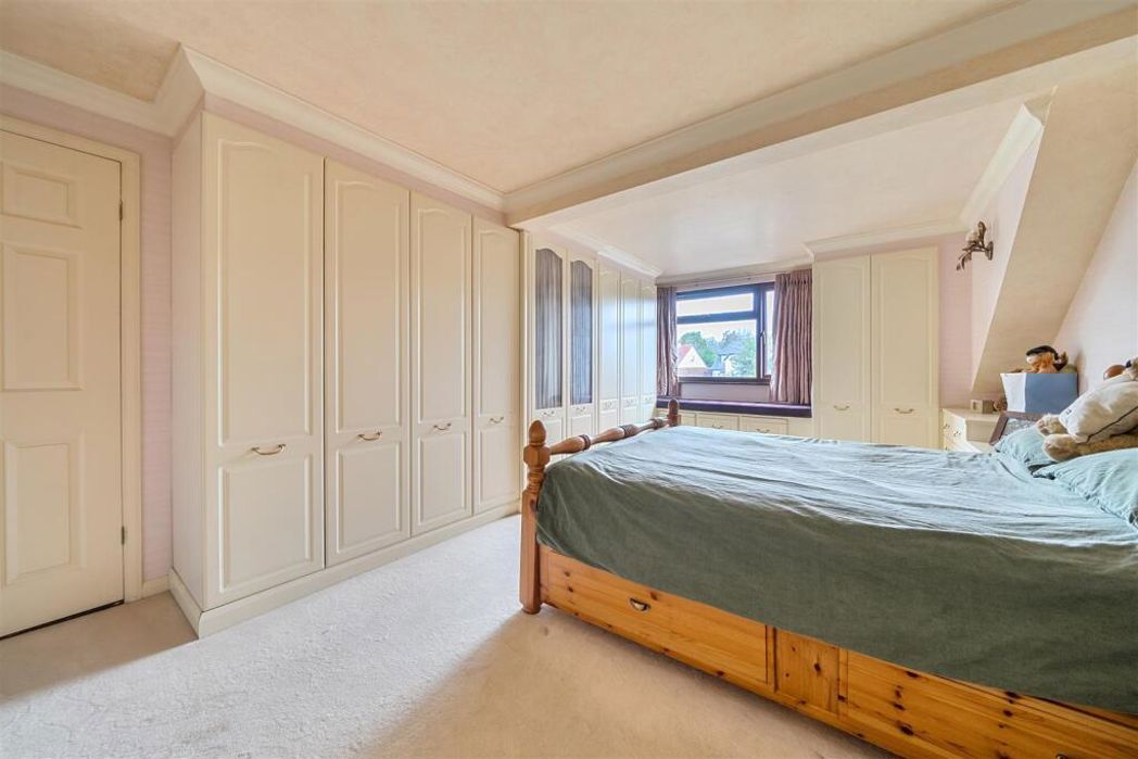 Property image 10 of 20
