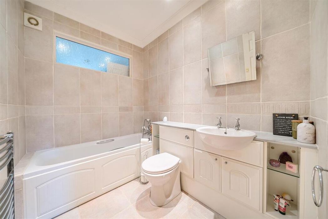 Property image 15 of 20