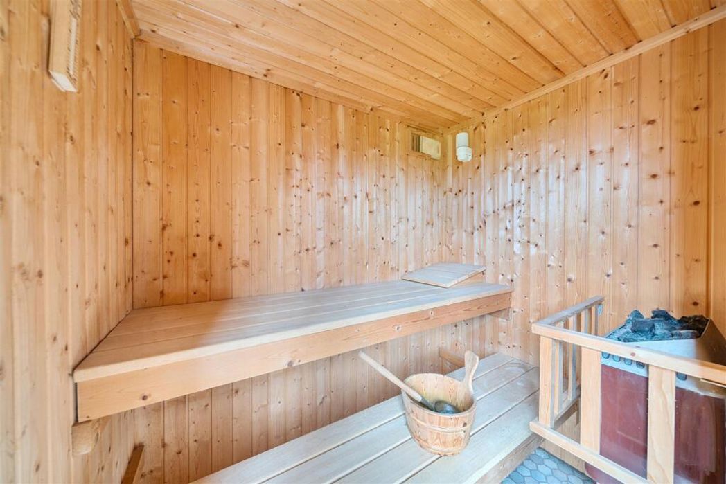 Property image 17 of 20