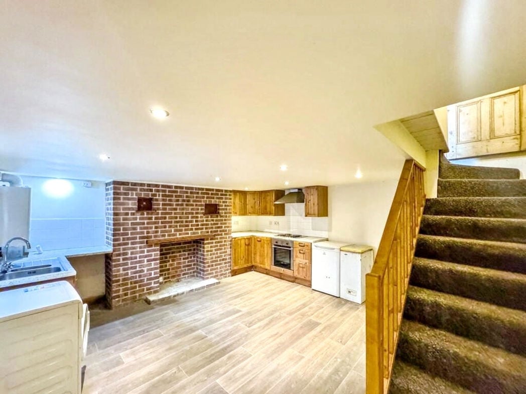 Property image 4 of 10