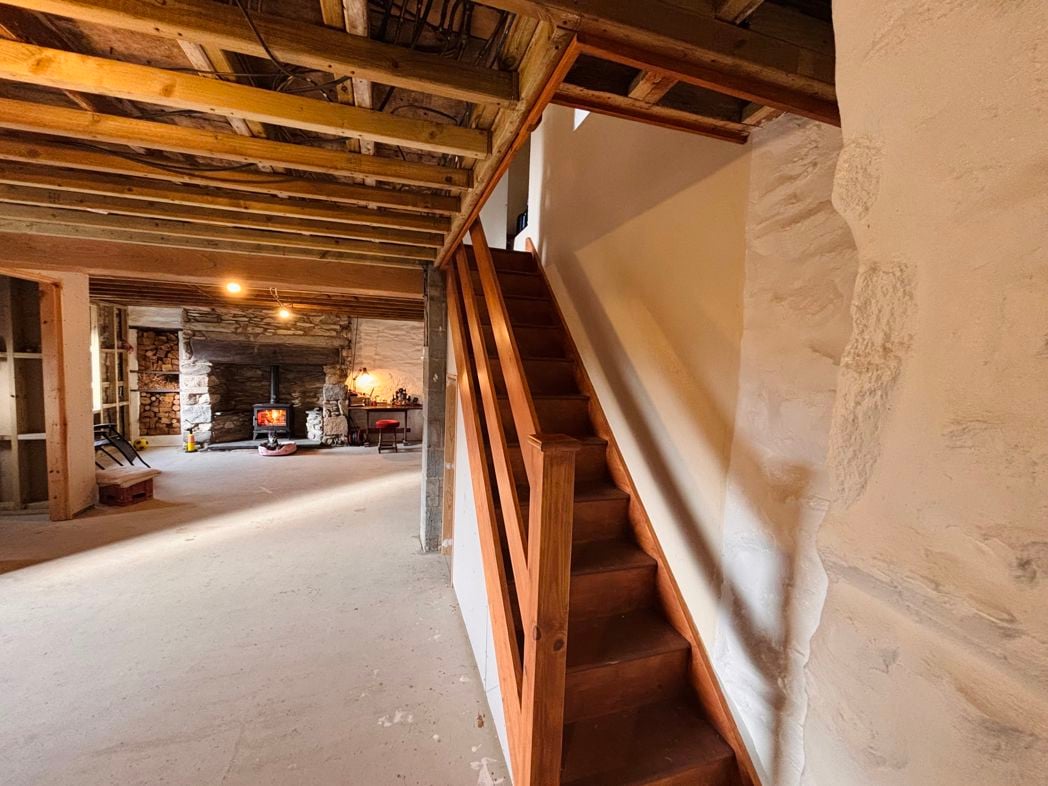 Halfway House, Caernarfon, Gwynedd, LL54 6HG