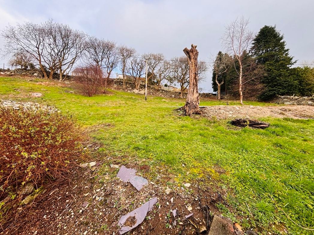 Halfway House, Caernarfon, Gwynedd, LL54 6HG