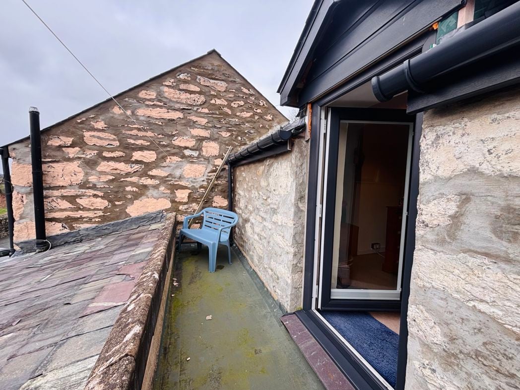 Halfway House, Caernarfon, Gwynedd, LL54 6HG