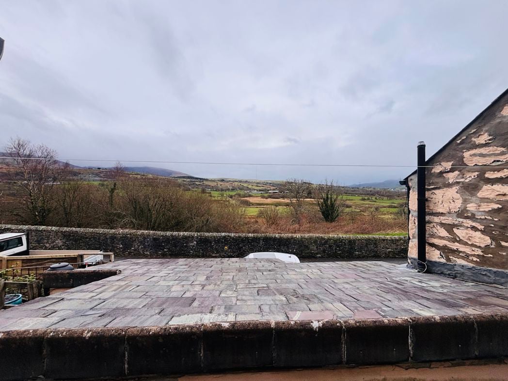 Halfway House, Caernarfon, Gwynedd, LL54 6HG