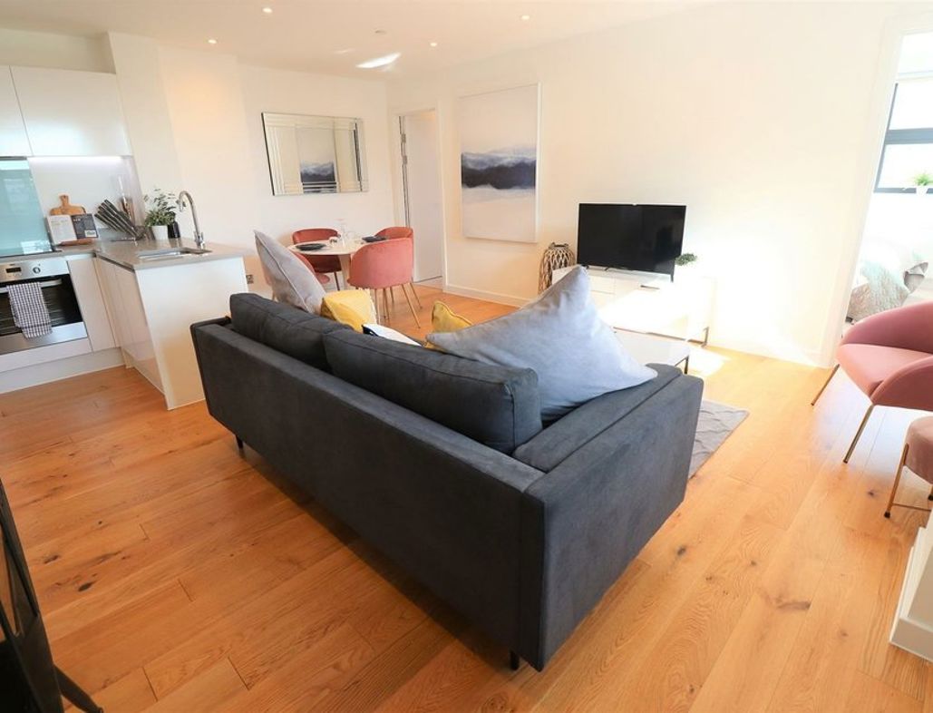 Property image 3 of 15