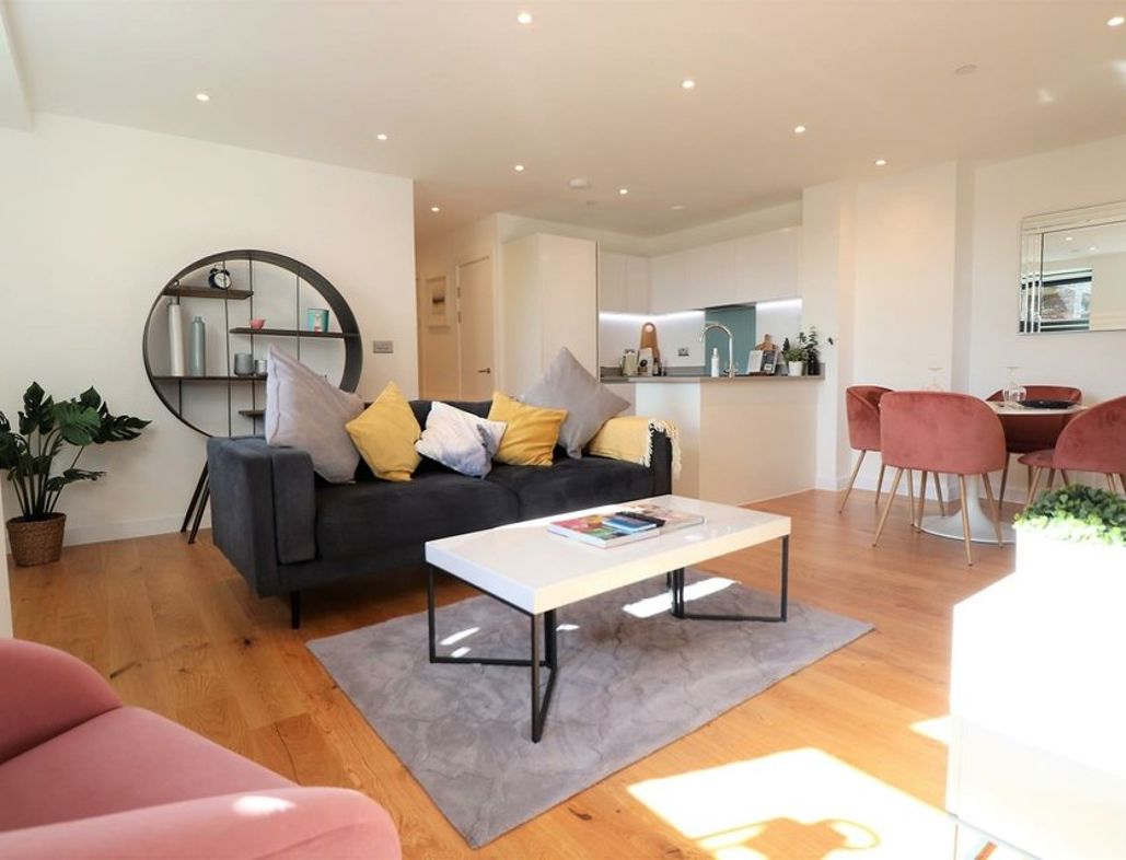 Property image 8 of 15