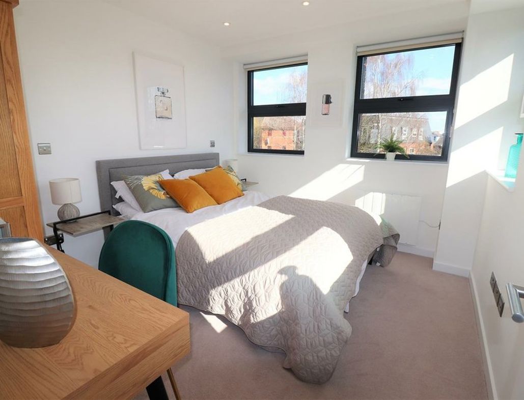 Property image 10 of 15