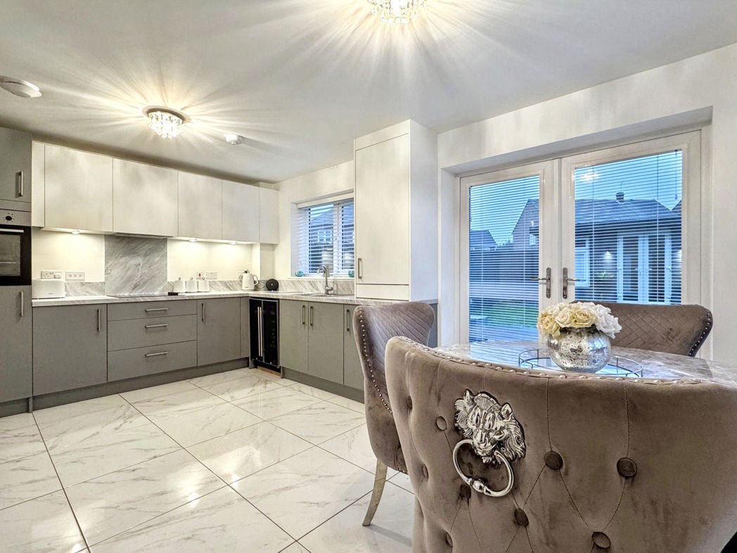 Property image 3 of 26