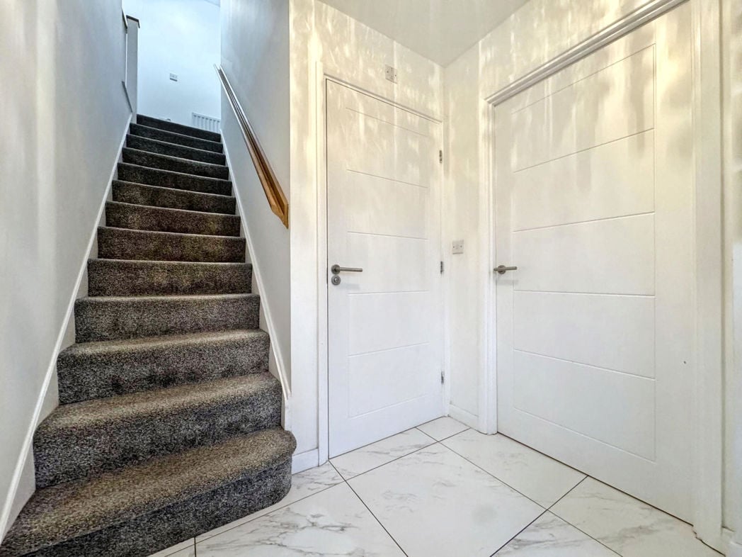 Property image 4 of 26