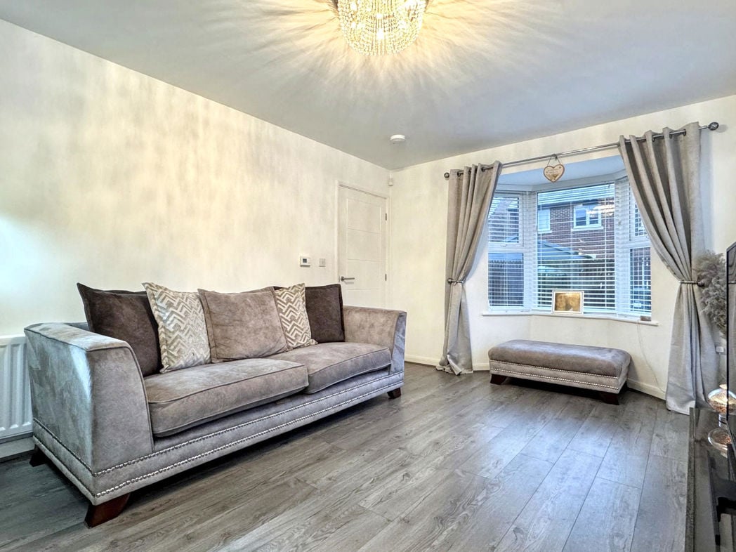 Property image 7 of 26