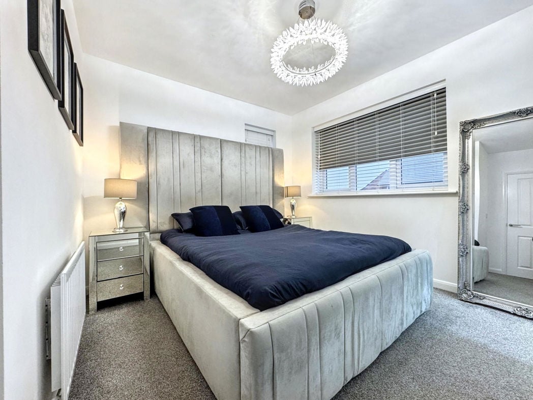 Property image 13 of 26
