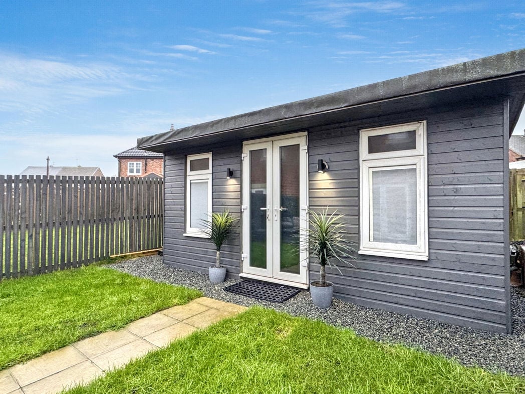 Property image 23 of 26