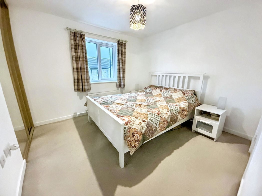 Property image 12 of 26