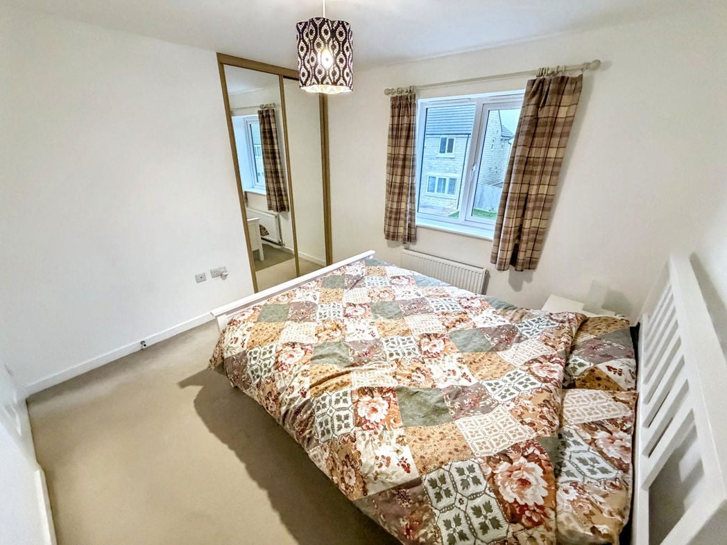 Property image 14 of 26