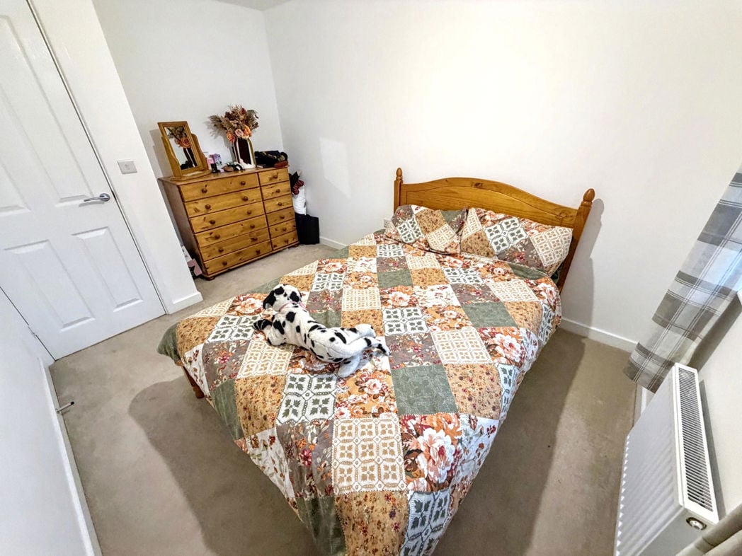Property image 16 of 26