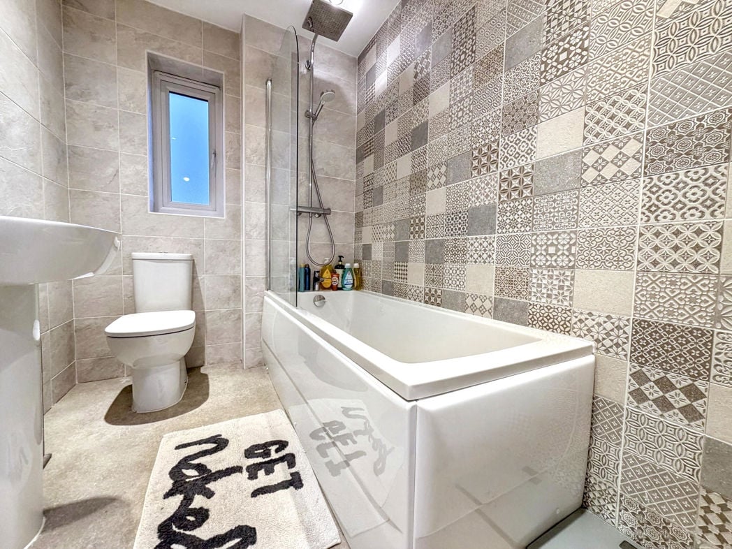 Property image 22 of 26