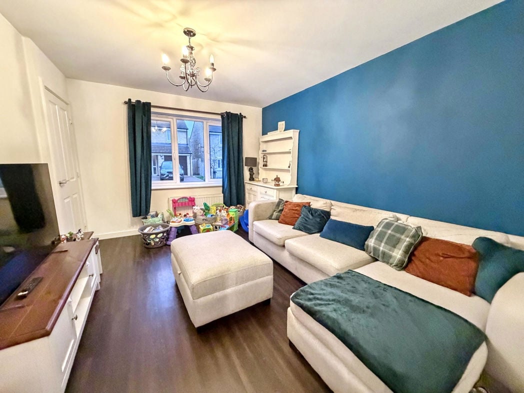 Property image 5 of 26