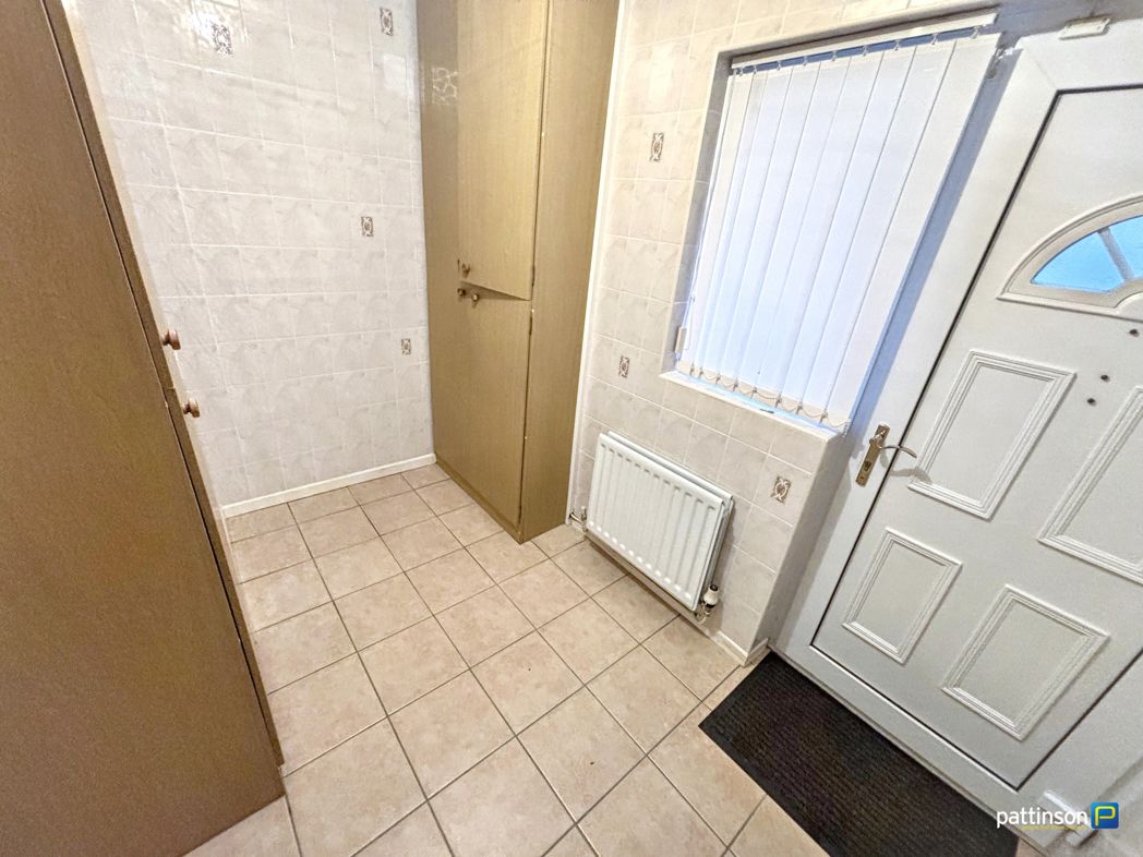 Property image 8 of 15