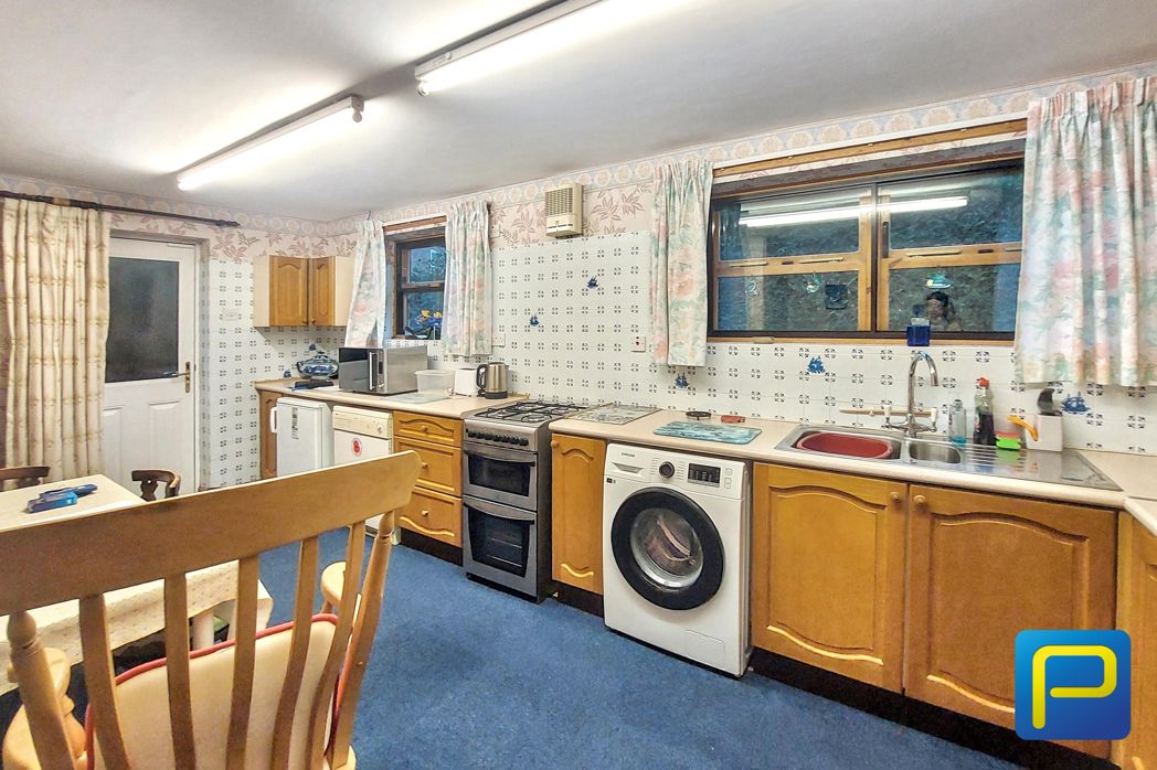 Property image 5 of 19