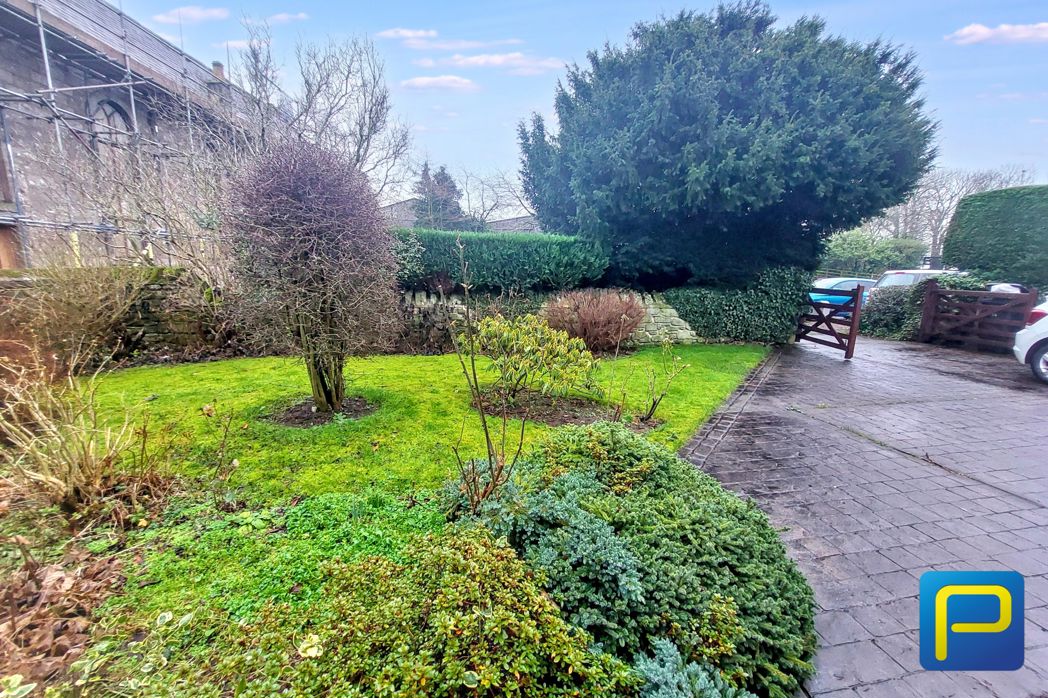 Property image 3 of 19