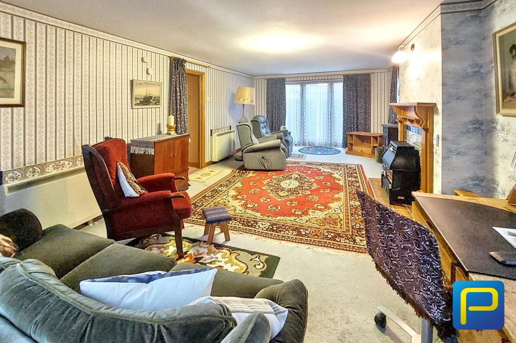 Property image 4 of 19