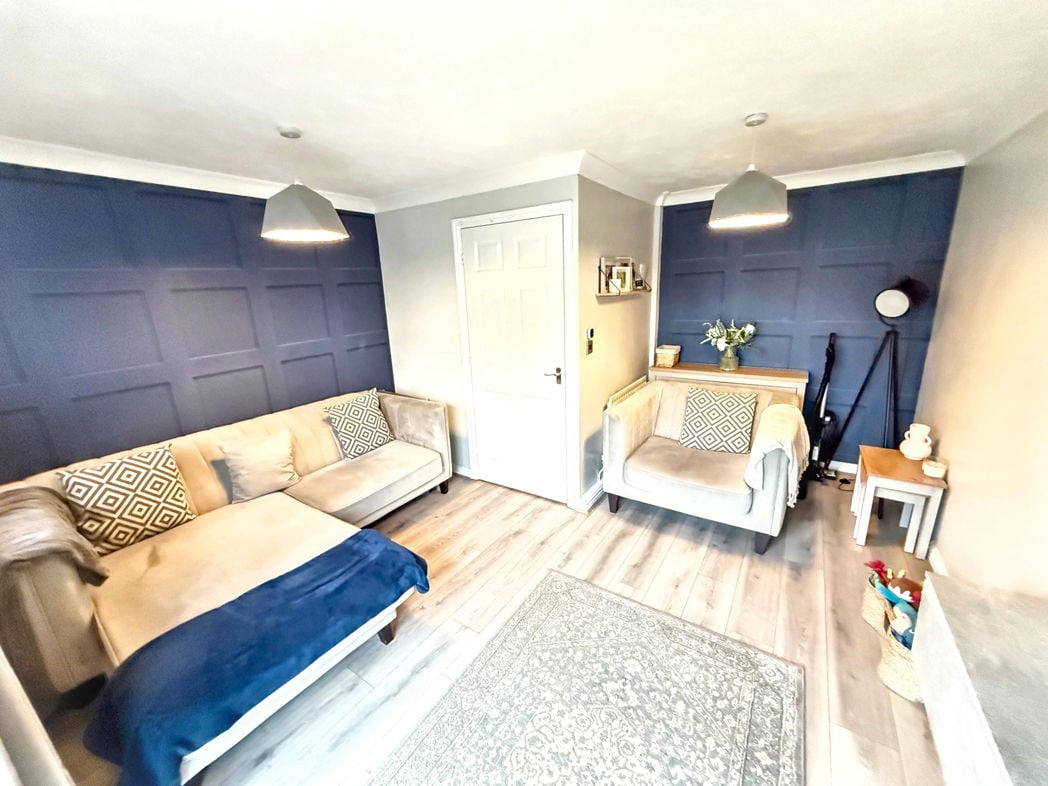 Property image 4 of 9
