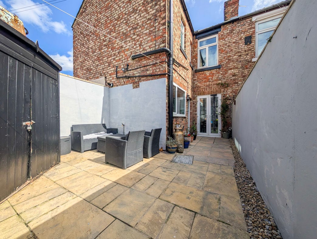Property image 16 of 17