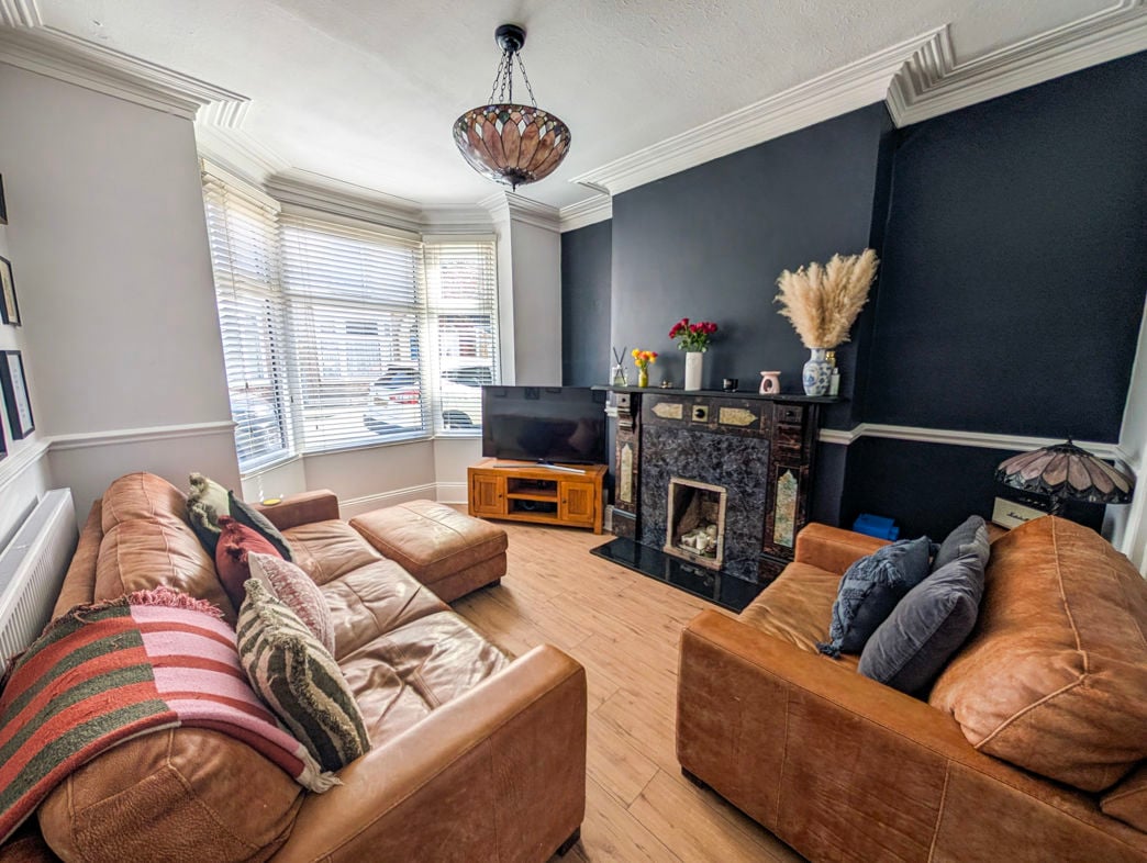 Property image 2 of 17
