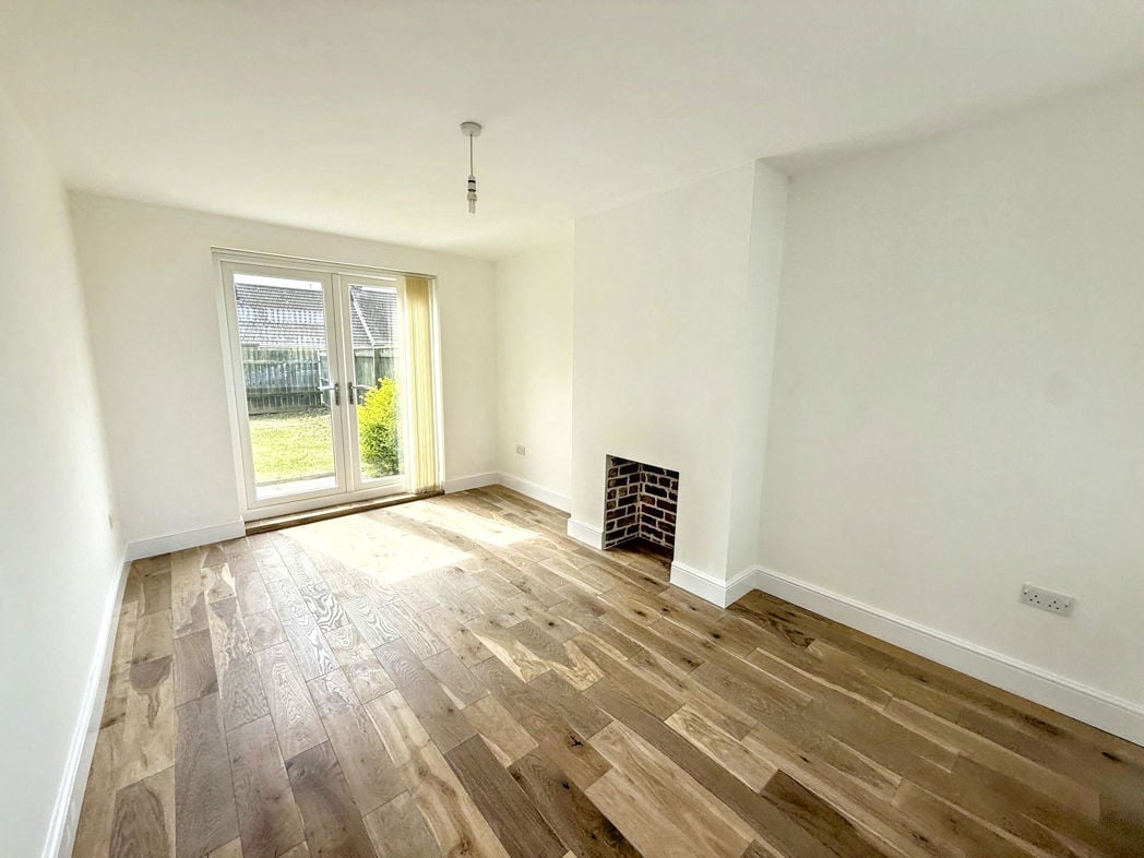 Property image 2 of 9