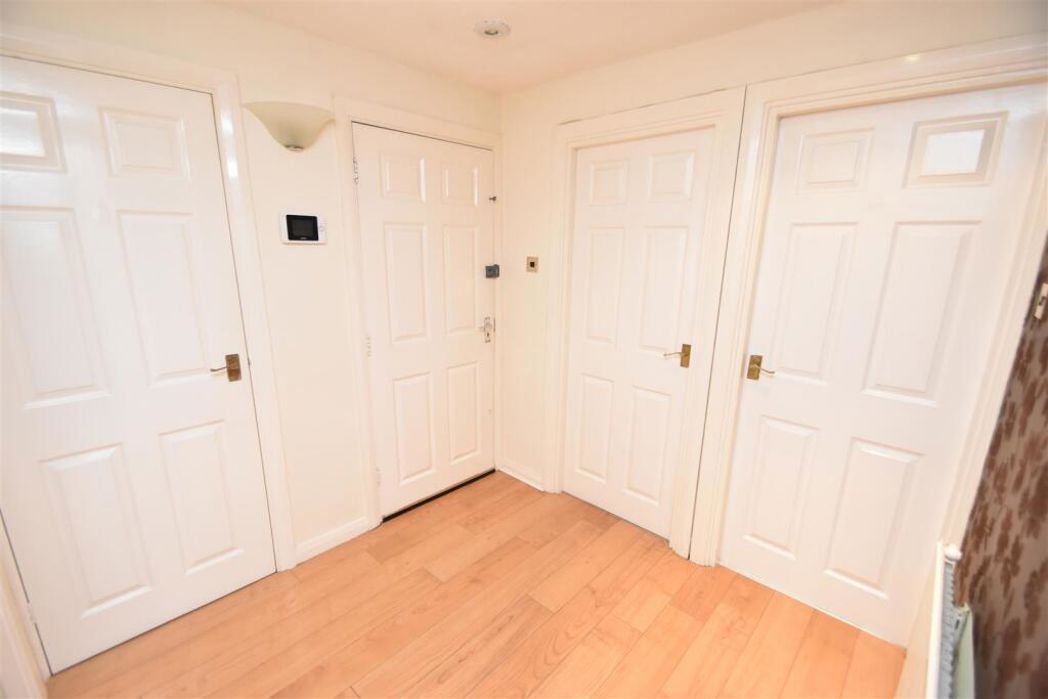 Property image 4 of 10