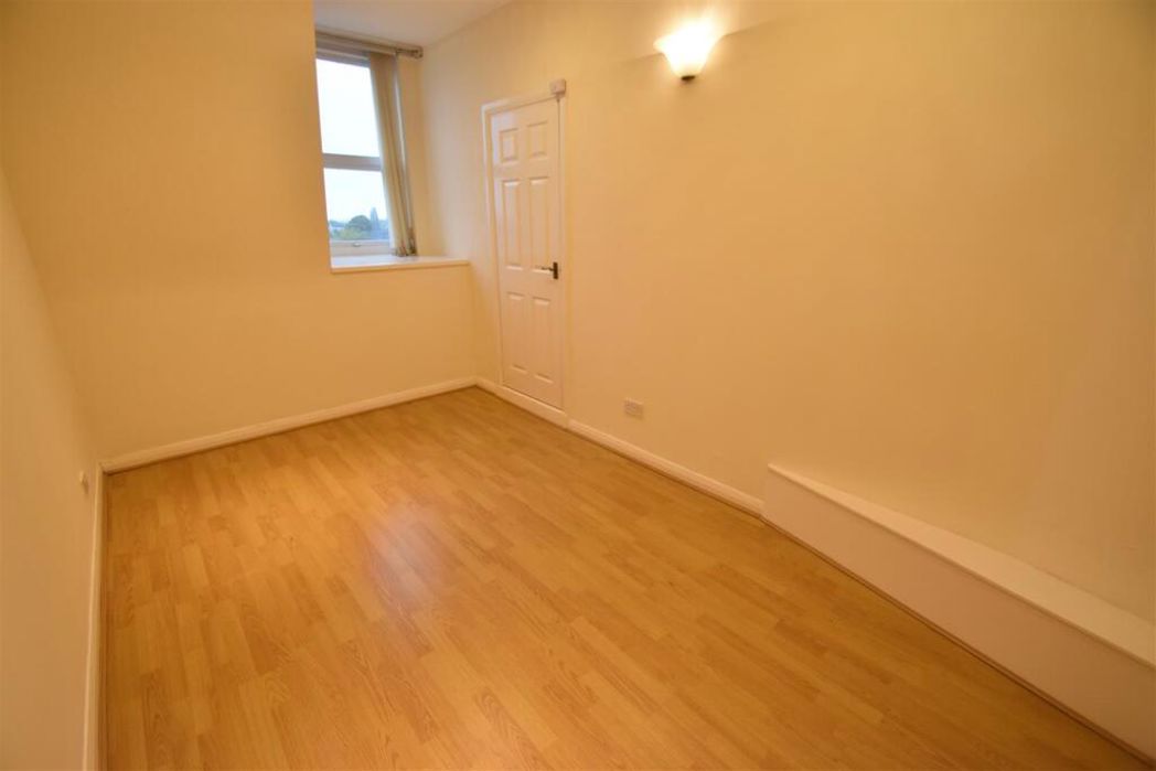 Property image 5 of 10