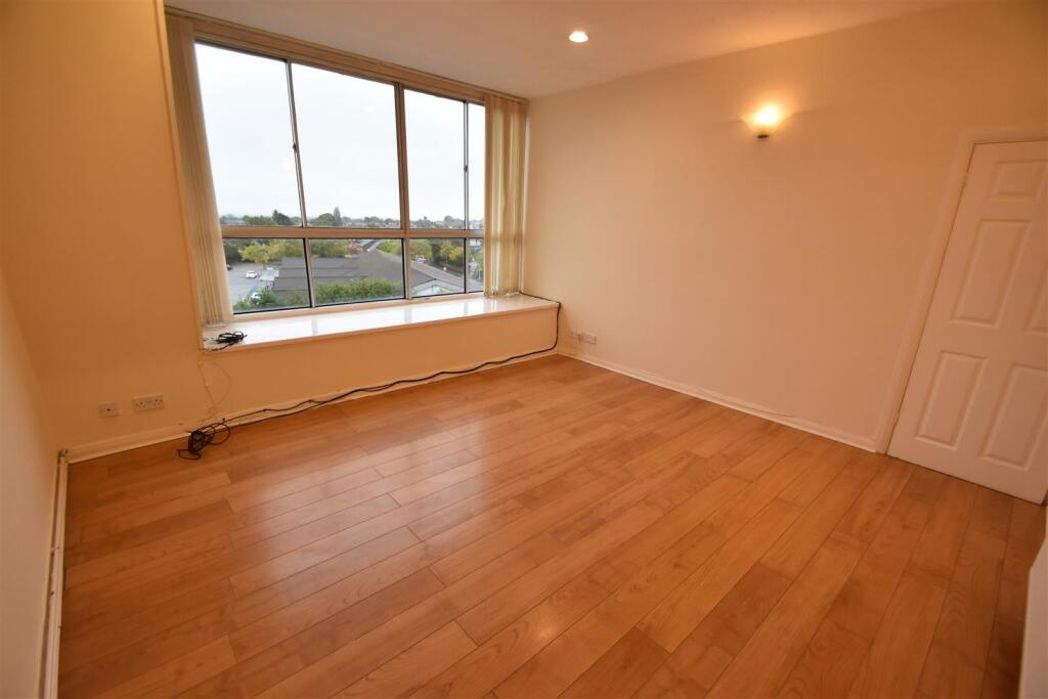 Property image 8 of 10