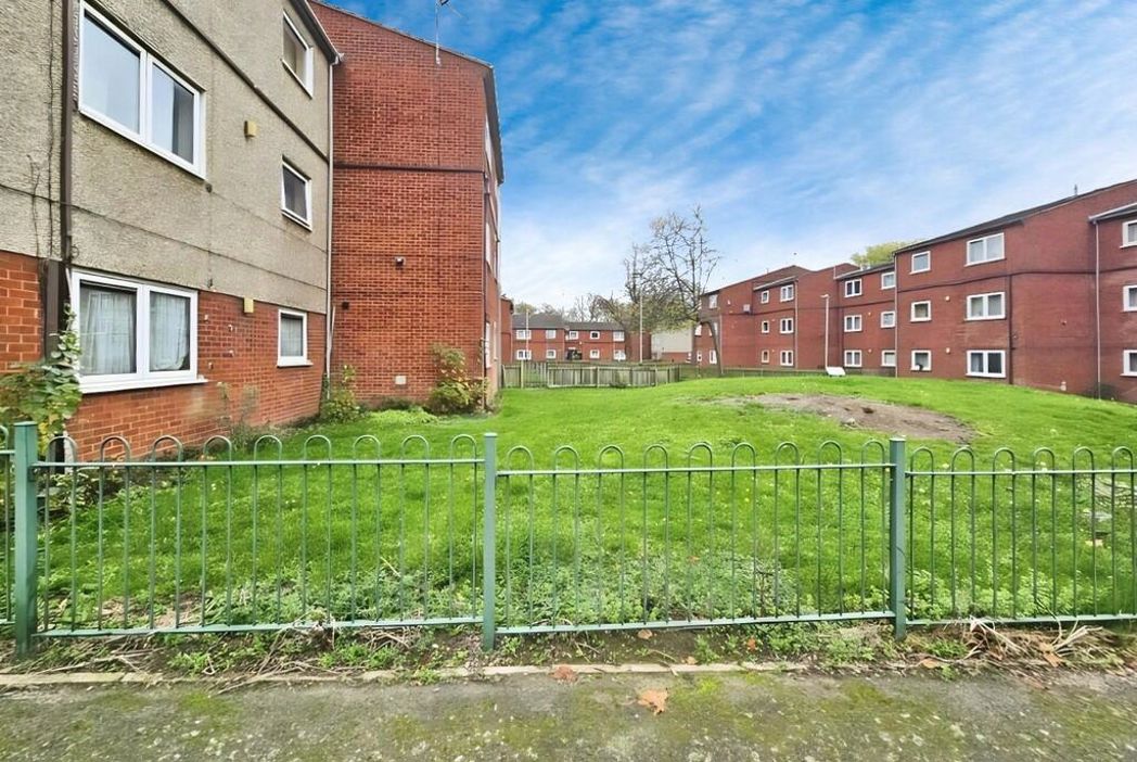 Property image 12 of 15