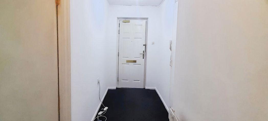 Property image 5 of 15