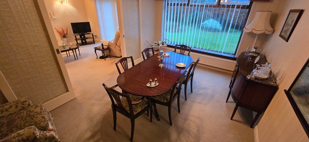Property image 4 of 36