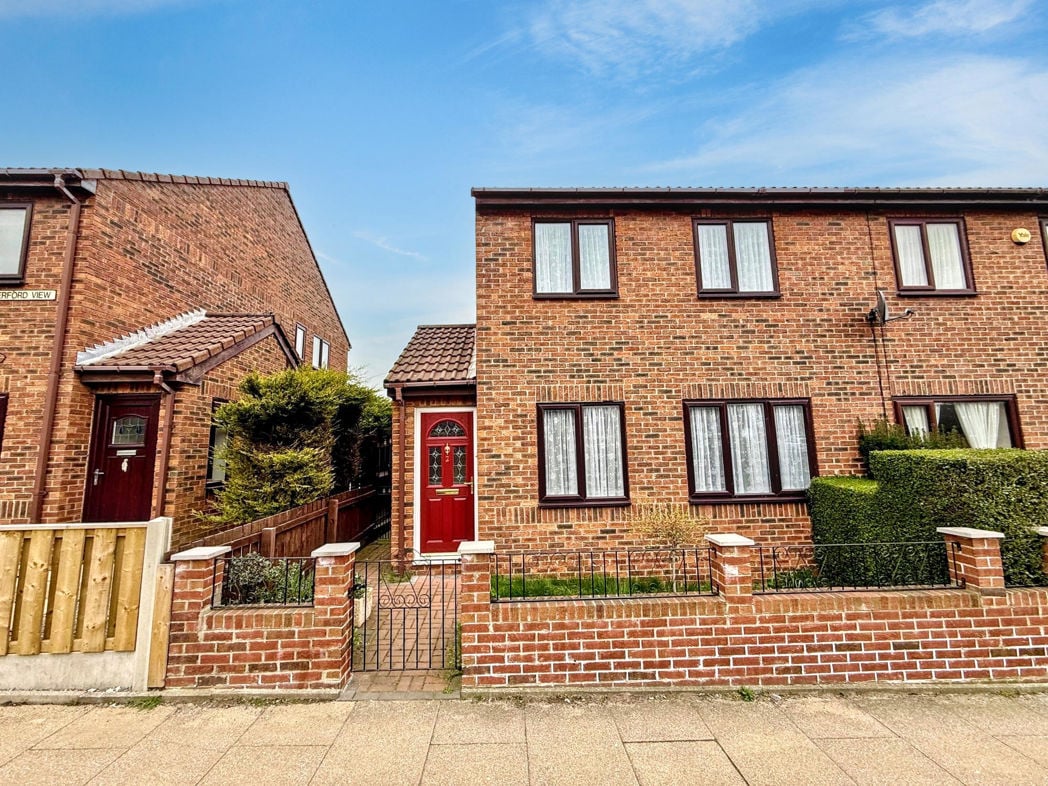 Property image 1 of 11
