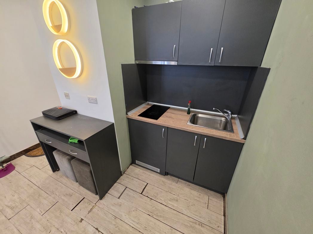 Kitchen - Apt 122