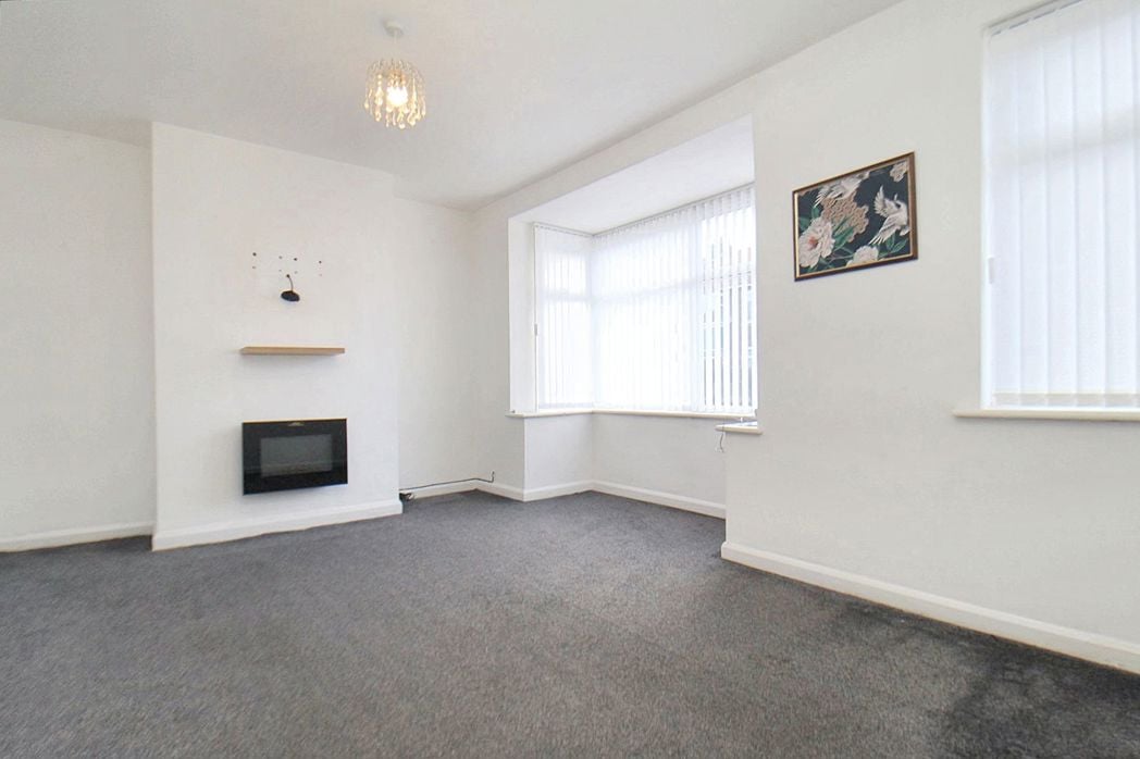 Property image 2 of 10
