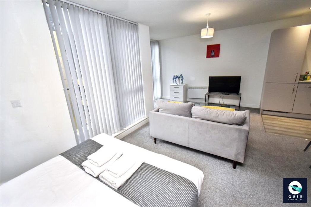 Property image 3 of 12