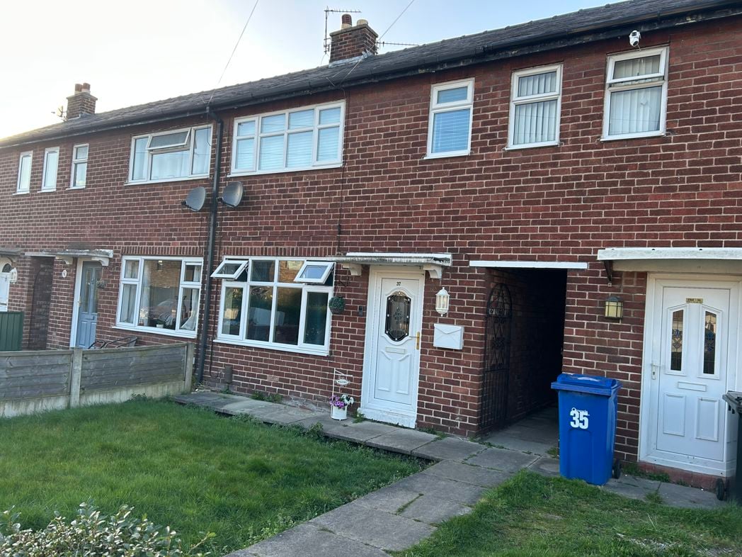 Property image 2 of 2